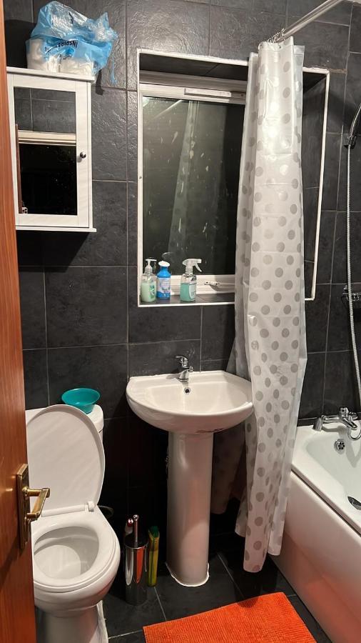 Smalinz Homes Finchley Лондон Екстер'єр фото